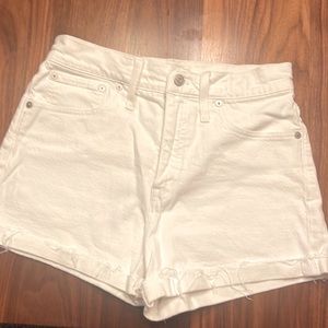 White high rise Madewell shorts, great condition